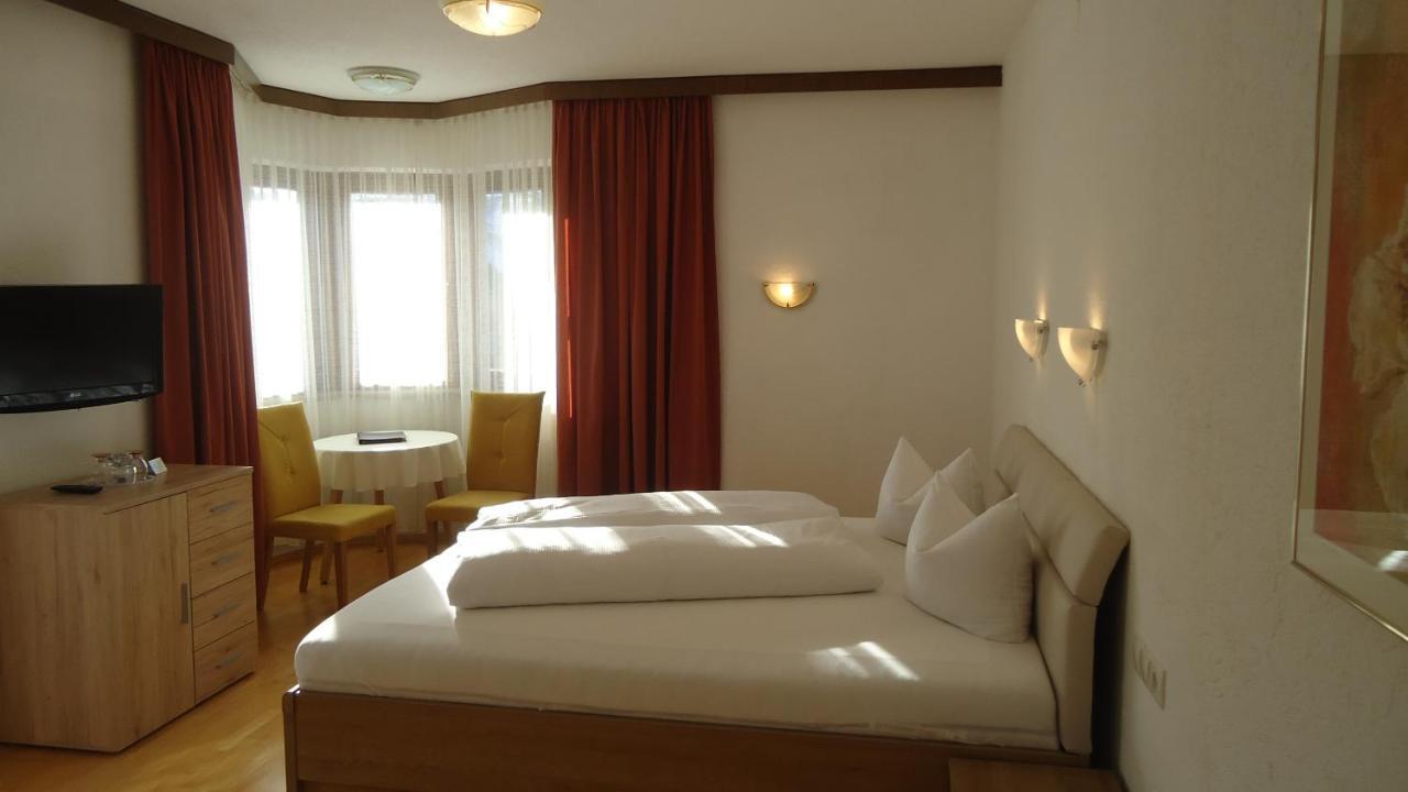 Landhaus Klausnerhof Hotel Garni Seefeld in Tirol Exterior photo