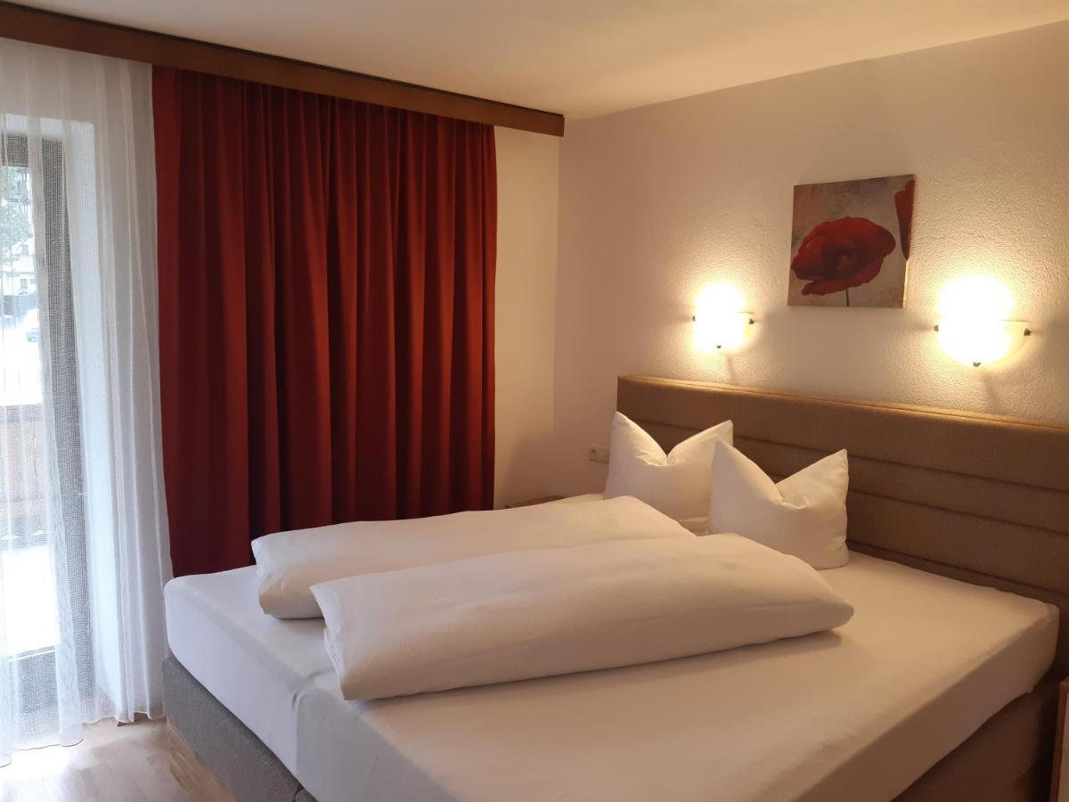 Landhaus Klausnerhof Hotel Garni Seefeld in Tirol Exterior photo